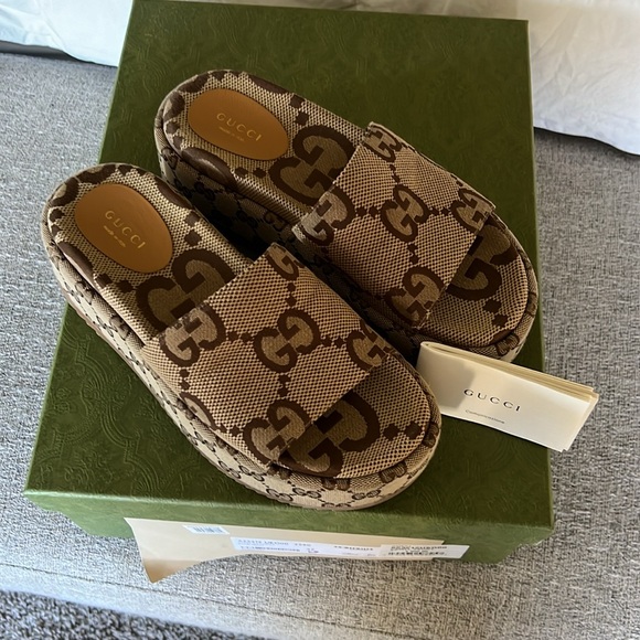 Gucci Macro Canvas Sandals - Picture 2 of 8